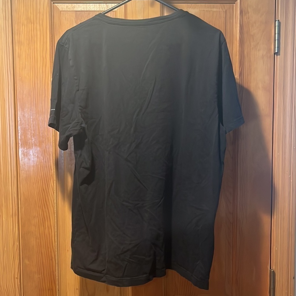 Apple rainbow logo designed shirt size large. - Picture 4 of 6